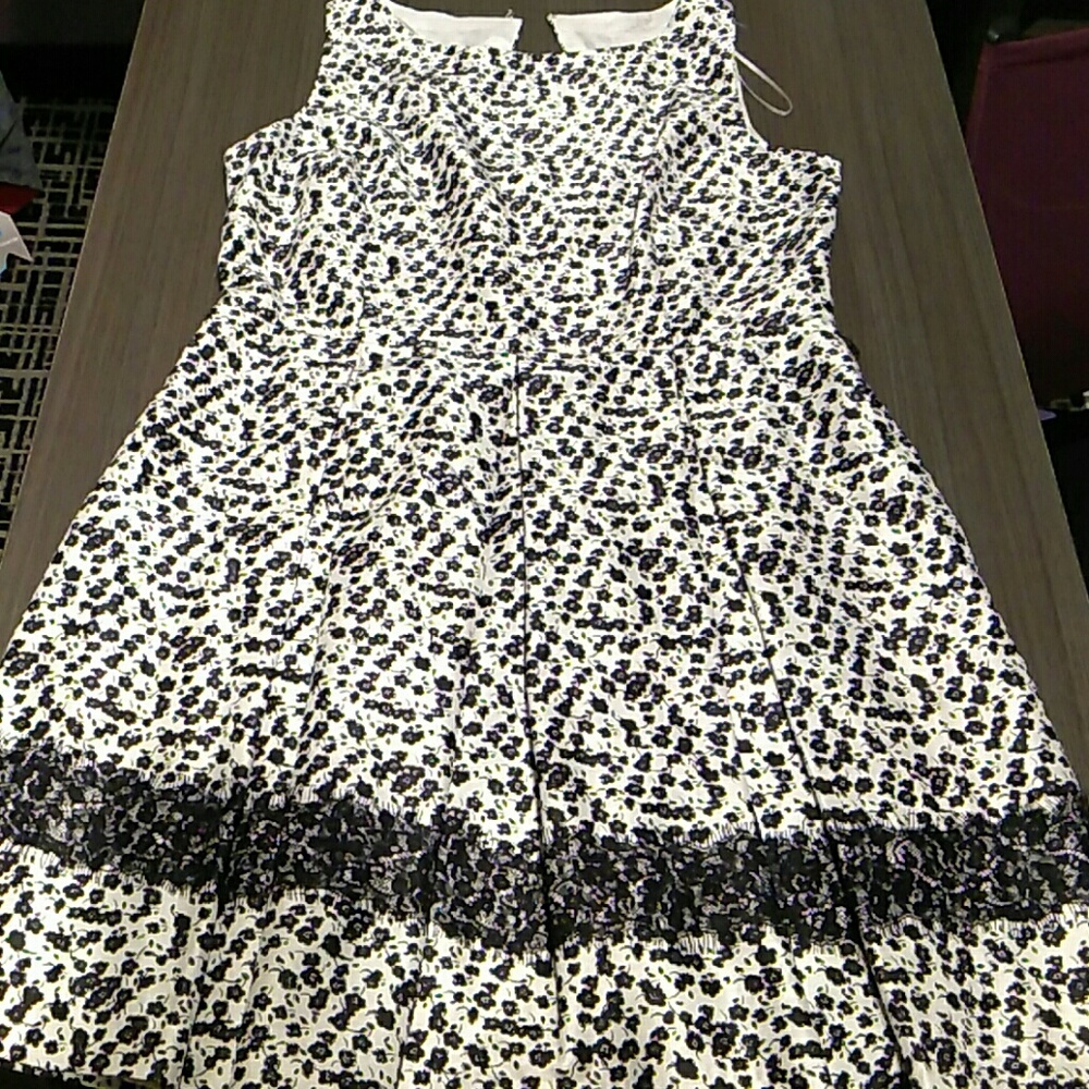 Danny and nicole dress